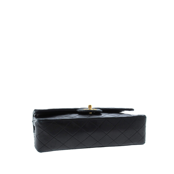 CHANEL Medium Classic Lambskin Double Flap Shoulder Bag - Picture 4 of 15